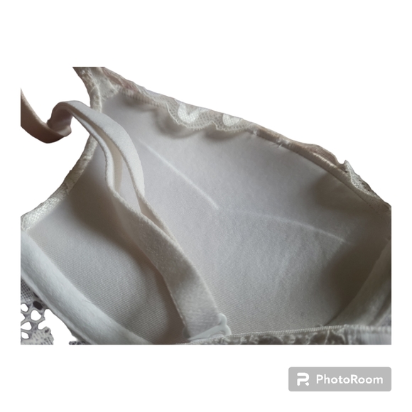 LA SENZA White Lace Double Push Up Bra - Size 30A, XXS - Picture 3 of 4
